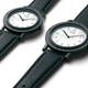 Imagen para el artículo titulado Seiko reedita el modelo de reloj que lucía Steve Jobs en su famosa foto de 1984